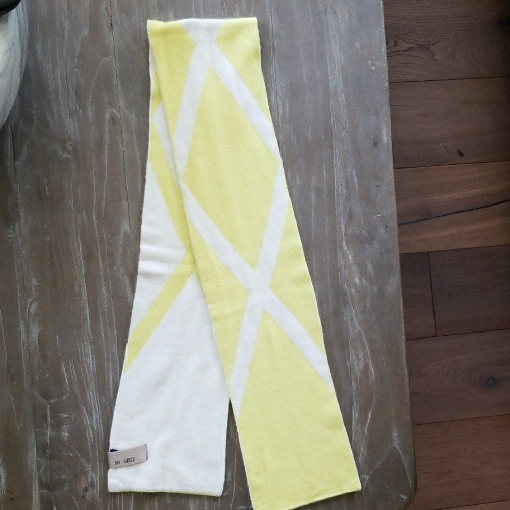 Gap scarf - Picture 1 of 4